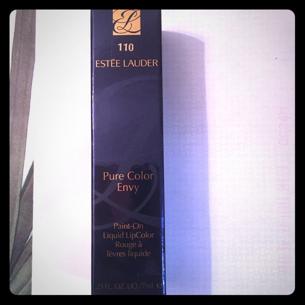 ESTEE LAUDER